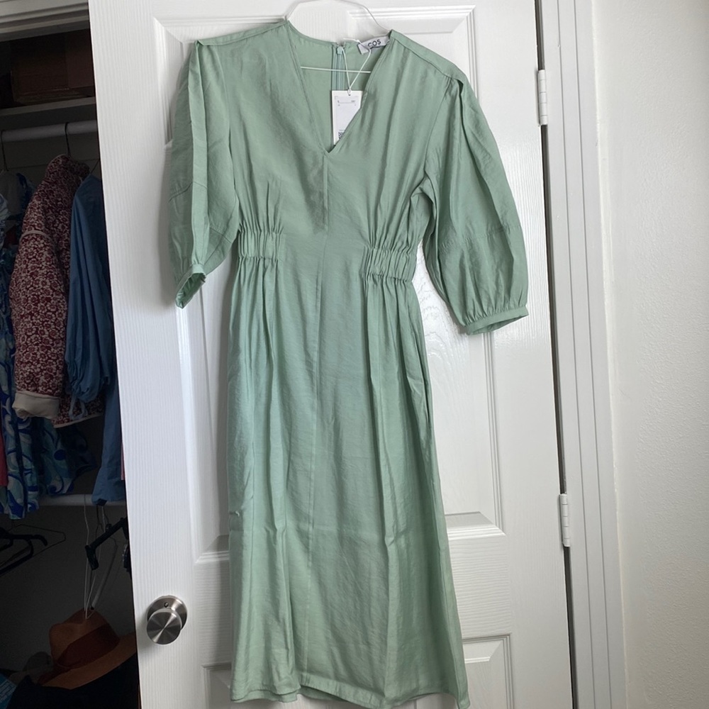 NWT COS green dress - size 2/XS